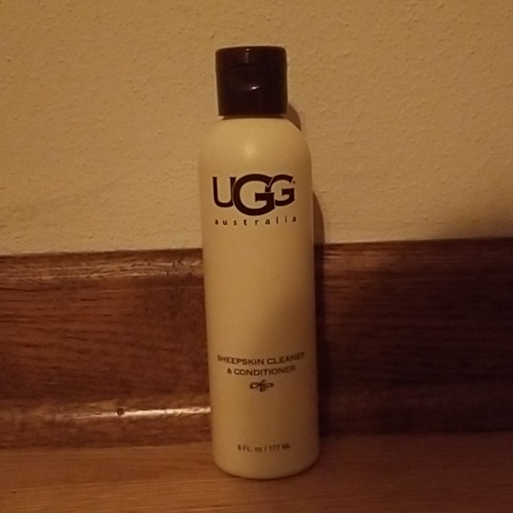 K Skylir UGG Australia *sheepskin cleaner included - Picture 10 of 11